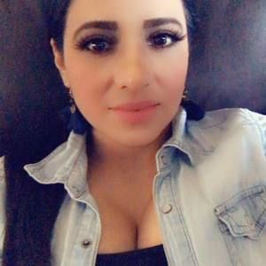 Meet your Posher, Mara